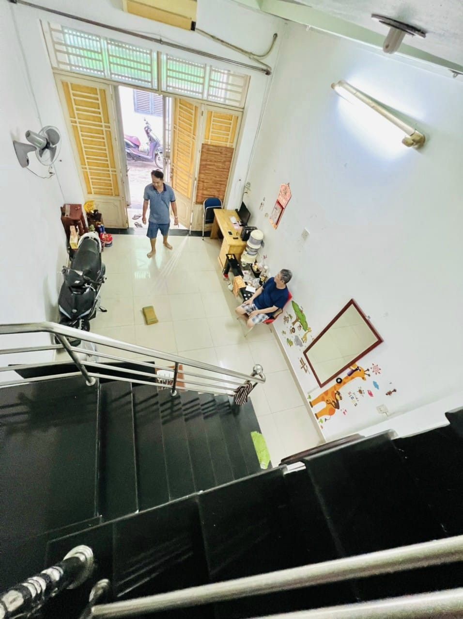 NHÀ GÒ VẤP, NGAY SIÊU THỊ LOTTE, NGUỄN VĂN LƯỢNGHẺM XE HƠI, DT:39 M2, GIÁ NHỈNH 4 TY