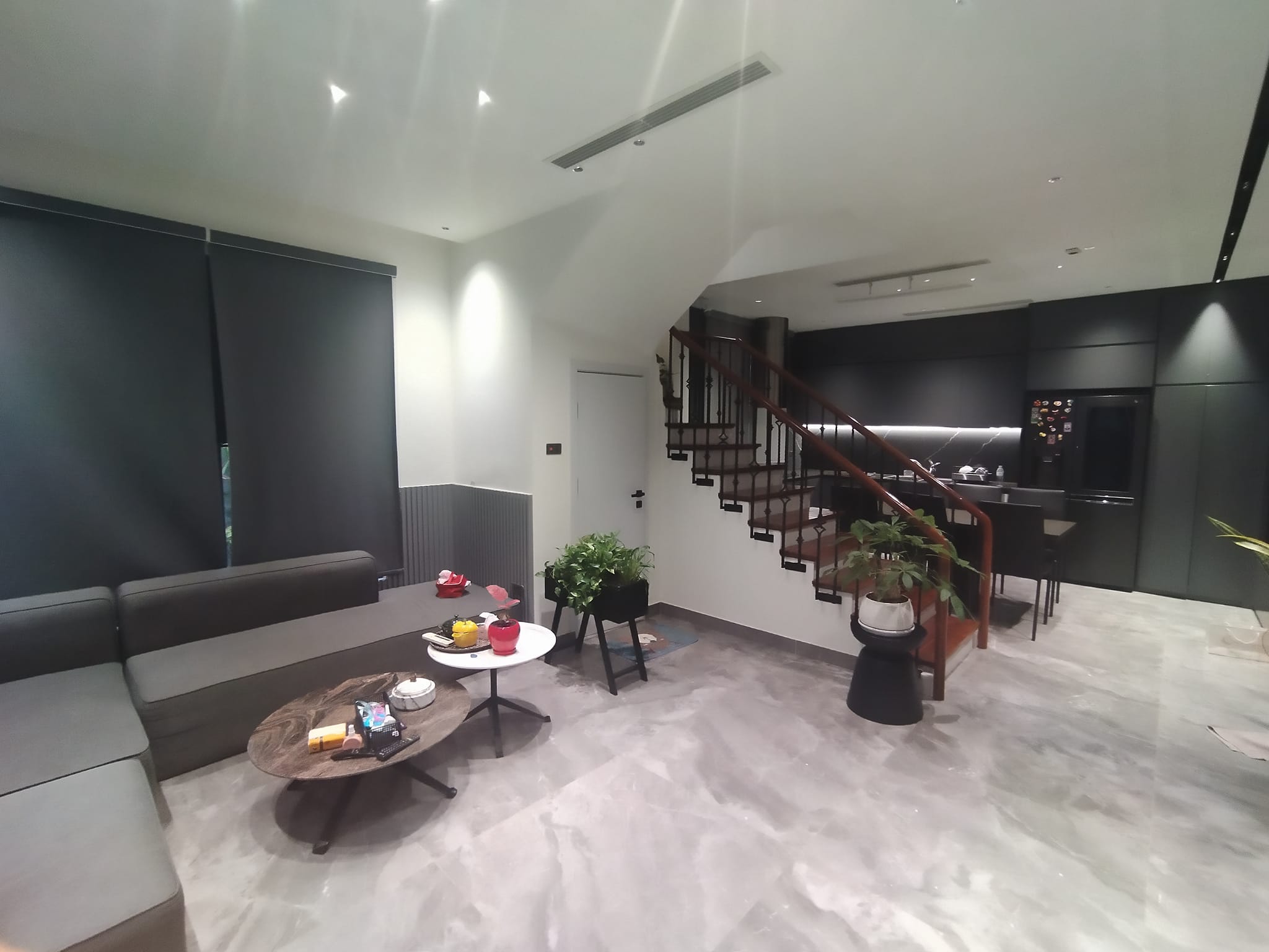 MẶT NGÕ-GẦN PHỐ-NHÀ MỚI LÔ GÓC-FULL NỘI THẤT-47M 15xTỶ-LÒ ĐÚC QUẬN HAI BÀ