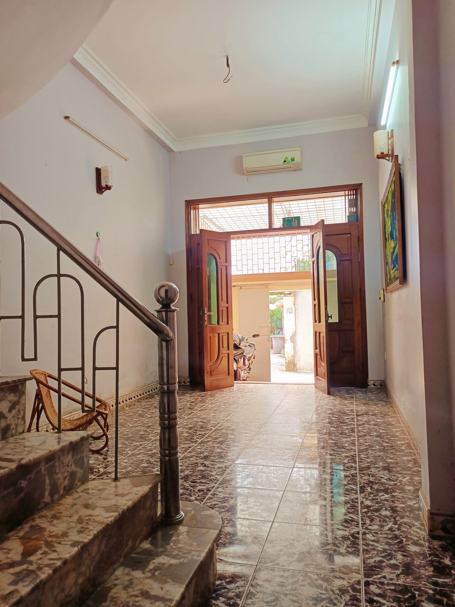 Nhà Đẹp Giá Tốt Quan Nhân 45m2 - 3 Tầng - Giá Chỉ 4.05 Tỷ.