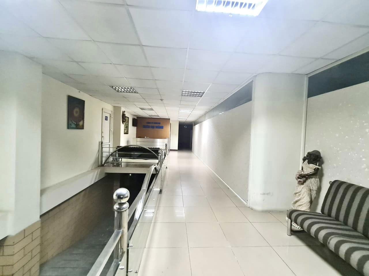 158 Tỷ-Tòa Nhà 9 Tầng Mặt Phố Hoàn Kiếm Lô Góc -Lý Nam Đế-1 Hầm -280M2-vỉa hè rộng