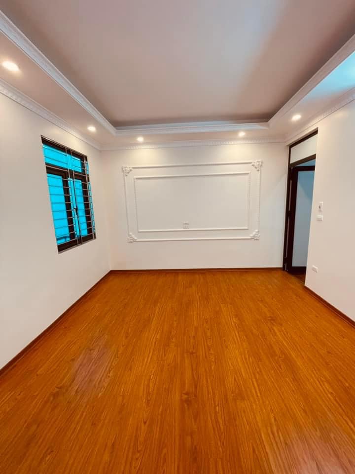 Bán Nhà Phố Kim Ngưu, Ngõ Nông , Lô Góc , 3 Mặt Thoáng , Gần Ô Tô , DT 50m2 Giá 6,4 Tỷ