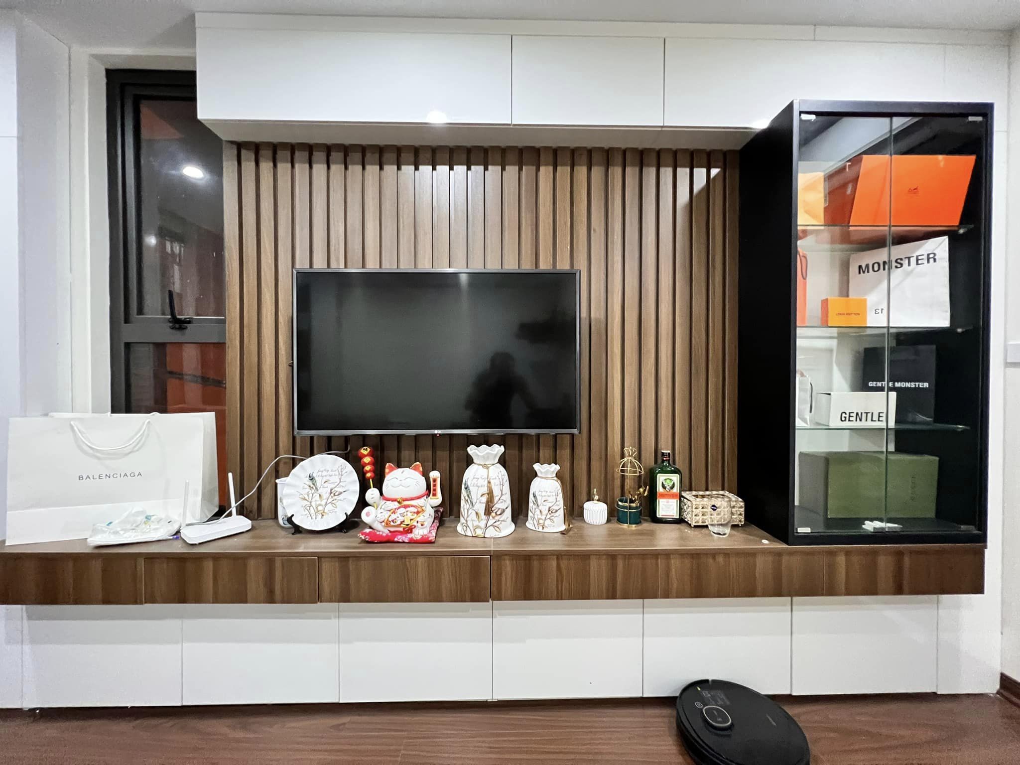 THÁI ThỊNH 26M 4T MT 3.5M GIÁ 3.3 TỶ. LÔ GÓC, NHÀ ĐẸP, 20M RA PHỐ.