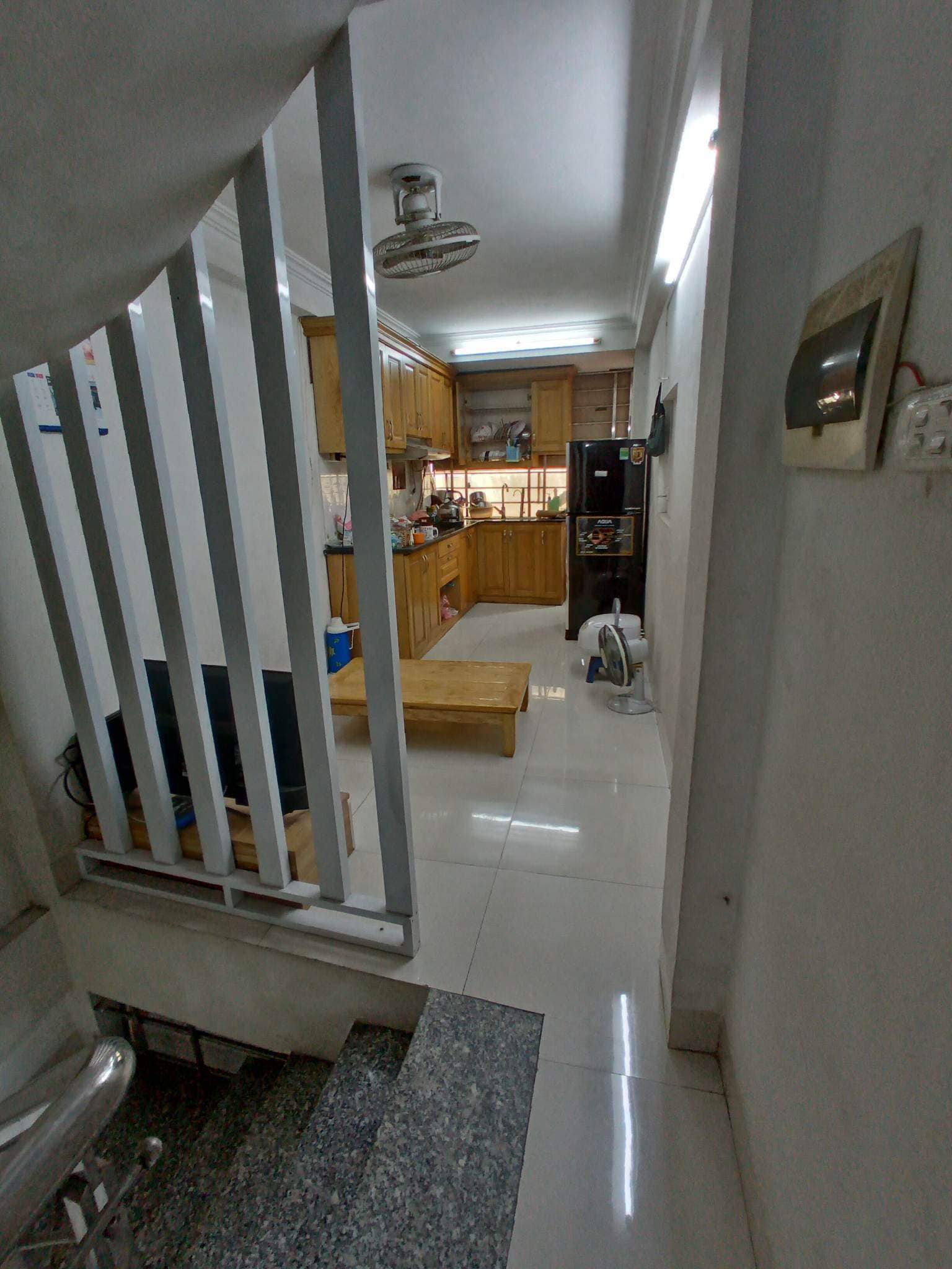 Bán nhà đường Lĩnh Nam , nhà đẹp 5 tầng, ngõ nông, quy hoạch ổn định, DT 22m2 Giá 1,6 tỷ