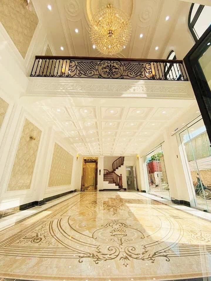 Bán nhà thang máy Nguyễn Văn Cừ, 6 Tầng, đẹp long lanh, gara ô tô, kinh doanh, 10 tỷ có thương lượng