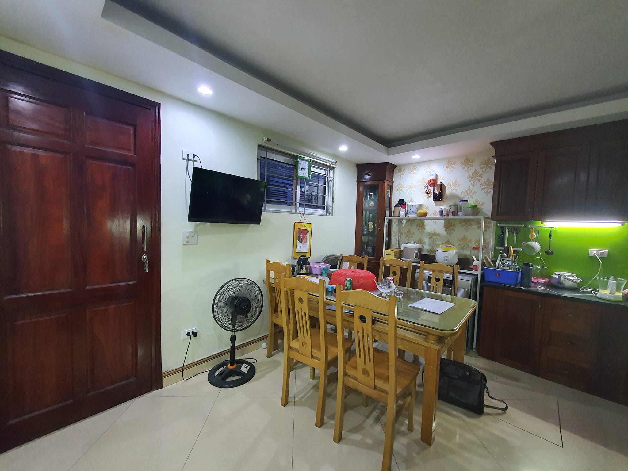 GẤP! BÁN NHÀ HOÀNG QUỐC VIỆT, LÔ GÓC,CÁCH PHỐ 100M, GẦN HV KỸ THUẬT QUÂN SỰ 45M2-5,2 TỶ