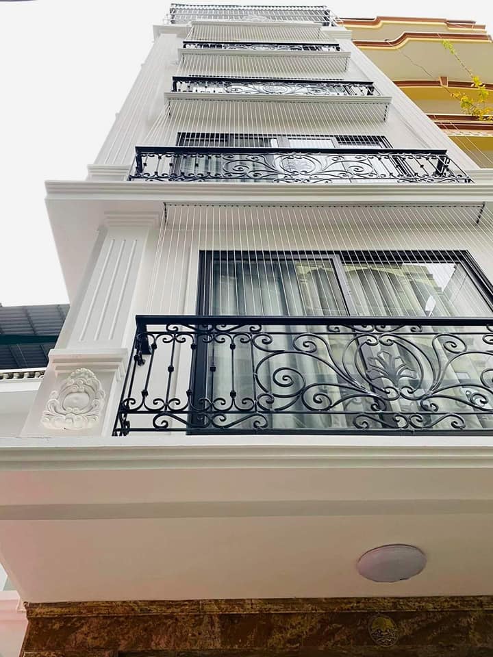 BÁN NHÀ CỔ LINH - LÔ GÓC - NGÕ Ô TÔ TRÁNH - GARA Ô TÔ - 5 TẦNG - NHỈNH 6 TỶ