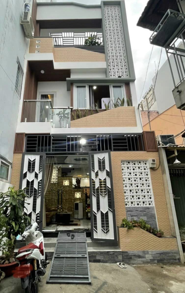 Bán nhà Quận 6 Tân Hòa Đông (5.1x10.5) 3 lầu ,sân thượng 6.35 tỷ