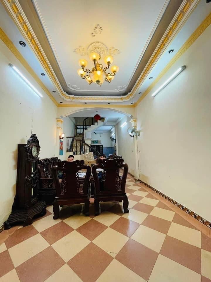 Ô Tô Vào nhà Nguyễn Đức Cảnh 50m2 - 4 Tầng - Mặt tiền 4m - Giá nhỉnh 6 Tỷ - Lô Góc.