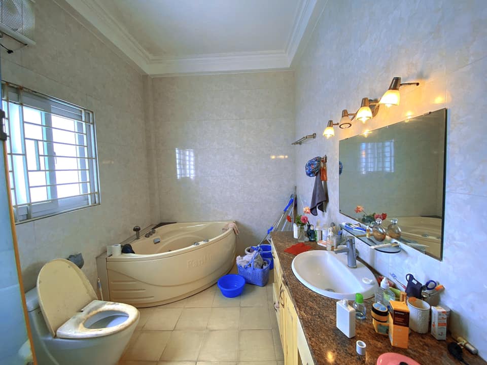 Bán nhà Nguyễn Chí Thanh 31 x 5 tầng, phân lô, kinh doanh, ô tô tránh, giá 7.95 tỷ