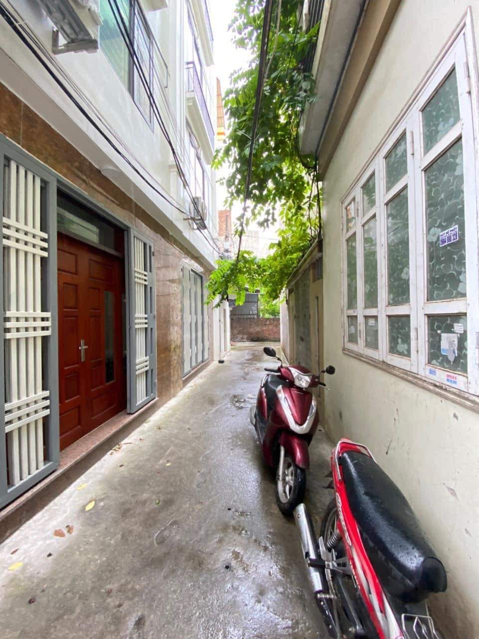 Bán nhà phố Doãn Kế Thiện - Cầu Giấy, Lô góc cách oto tránh 30m, Vừa ở vừa cho thuê 10tr/t