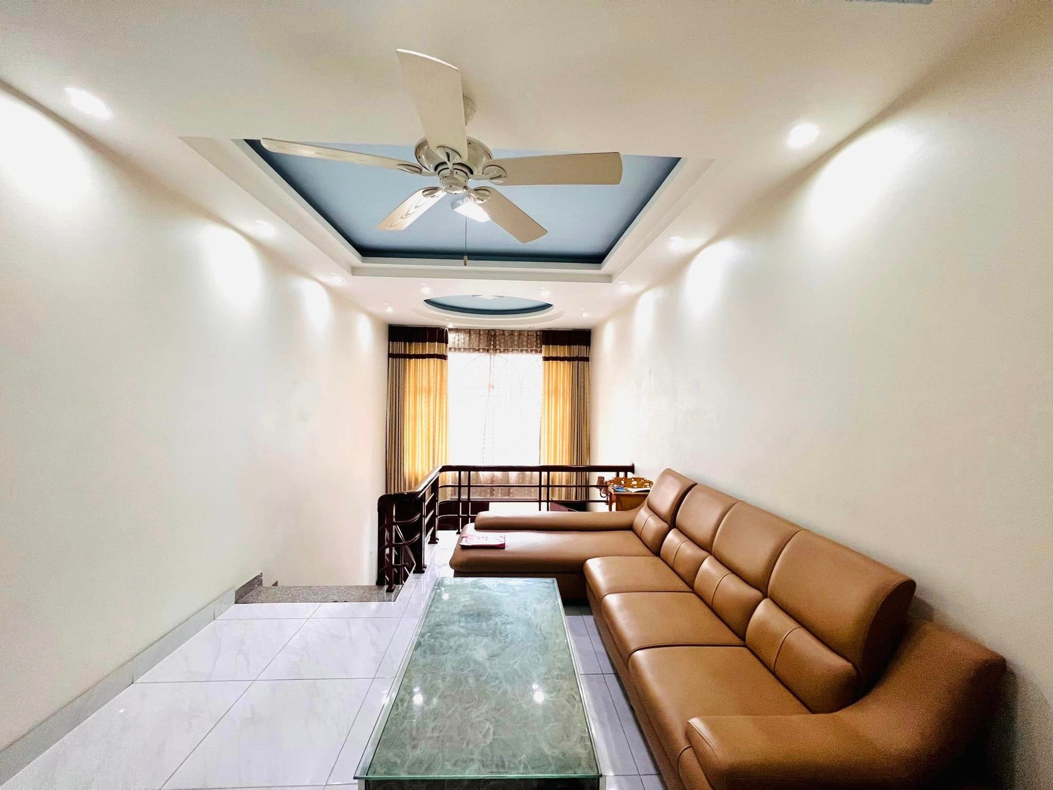 NHÀ ĐẸP THANH XUÂN PHÂN LÔ QUÂN ĐỘI – OTO ĐỖ CỬA - NỘI THẤT NHẬP KHẨU – AN SINH ĐỈNH CHỈ NHỈNH 8 TỈ