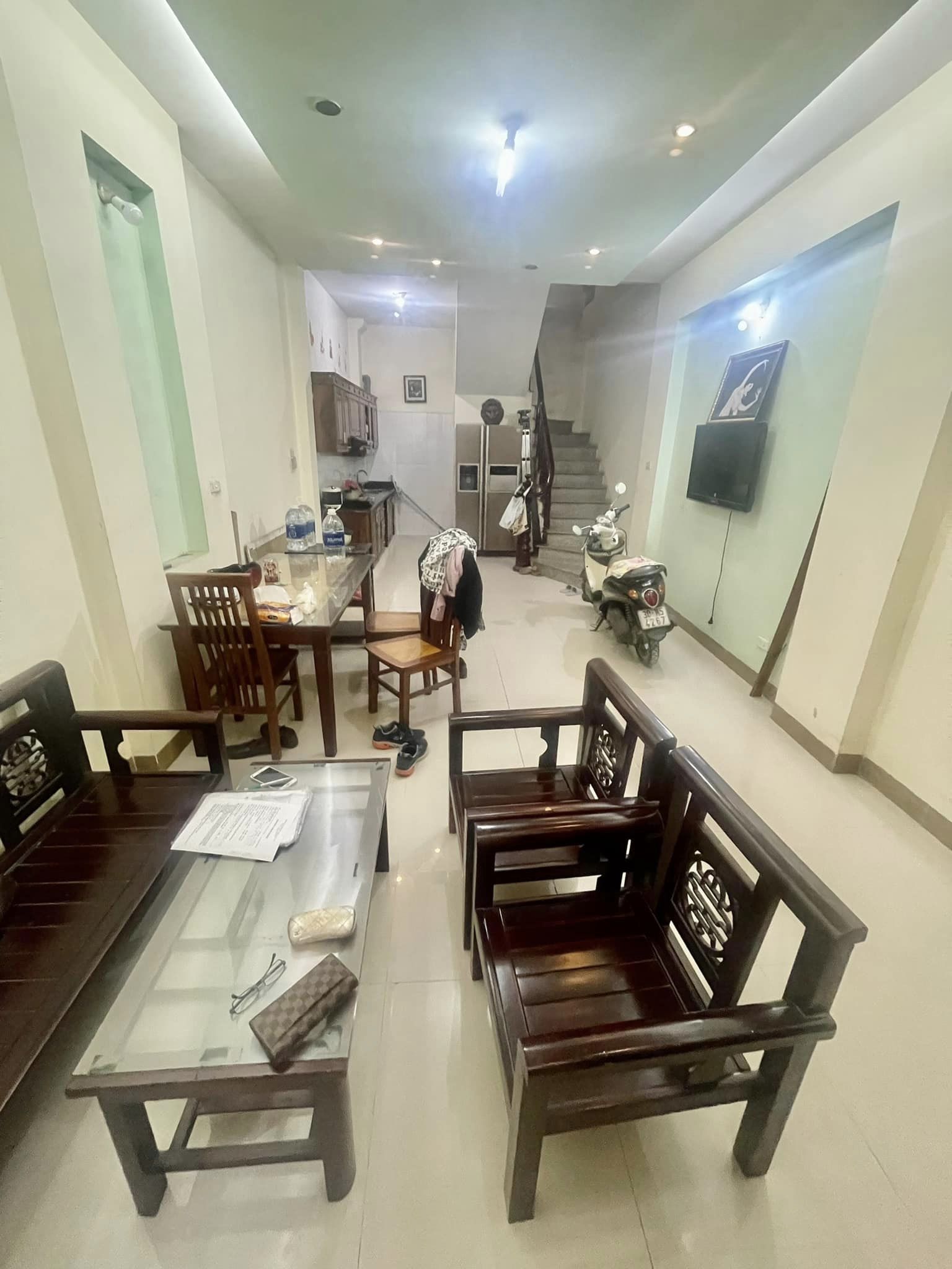 SIÊU HOT, BÁN NHÀ ĐẸP NGHĨA ĐÔ 5 TẦNG ĐẸP 40M2, NGÕ THÔNG THOÁNG GIÁ CHỈ 6 TỶ