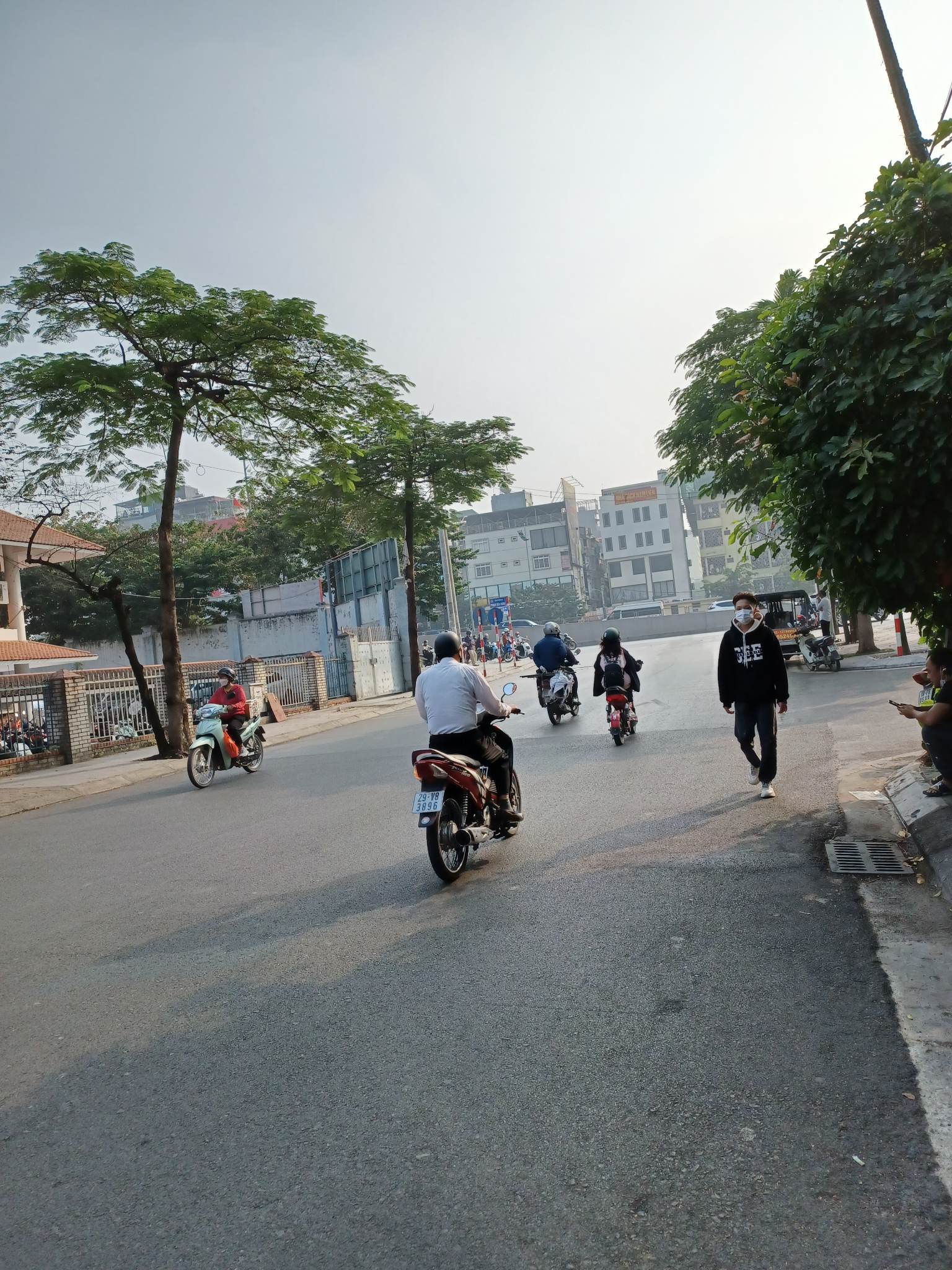 Mặt phố Doãn Kế Thiện 55m2x 6T, vỉa hè ô tô dừng đỗ, 2 thoáng, kinh doanh đỉnh, 16 tỷ