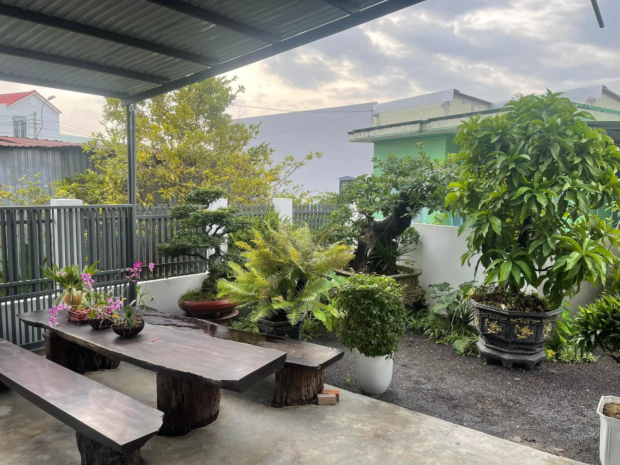 Cần Bán Nhà Biệt Thự THị Trấn Diên Khánh Kẹt Tiền Bán Nhanh