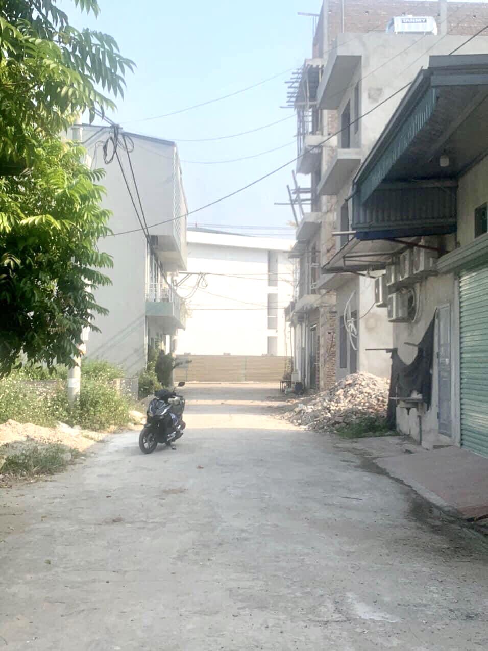 BÁN GẤP 90M2 ĐẤT ĐẤU GIÁ SÀI SƠN, QUỐC OAI, HÀ NỘI