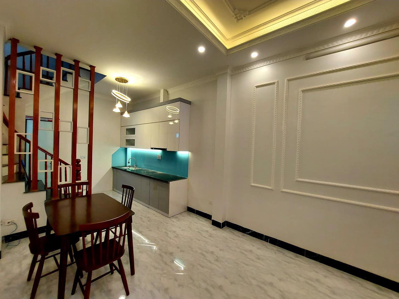 BÁN GẤP! Nhà Giáp Nhị 5 tầng mới Koong, nội thất nhập ngoại giá chỉ nhỉnh 3 tỷ