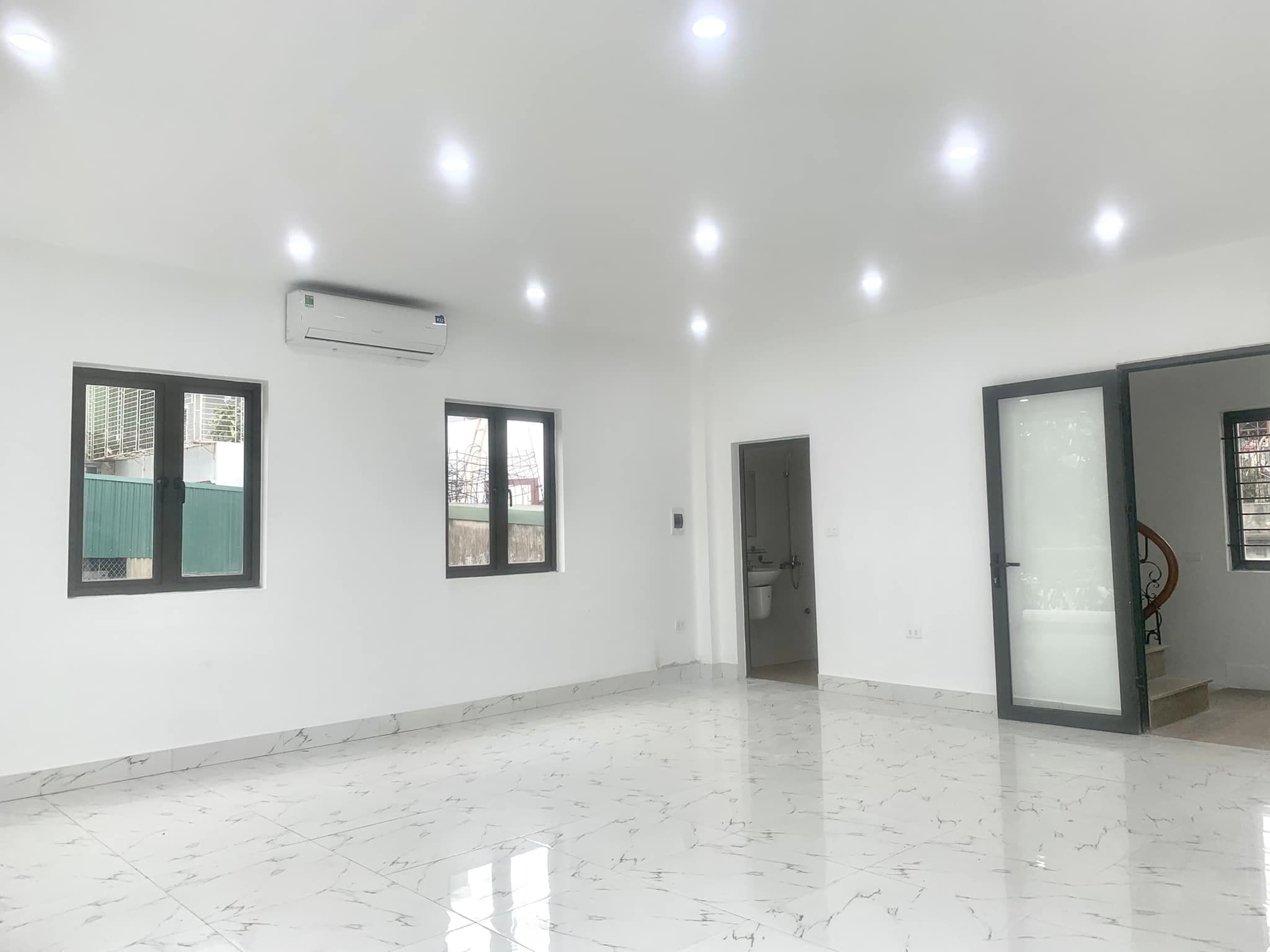 MẶT PHỐ-LÔ GÓC 3 THOÁNG-6T THANG MÁY-KINH DOANH-50M 23xTỶ-TRẦN KHÁT CHÂN