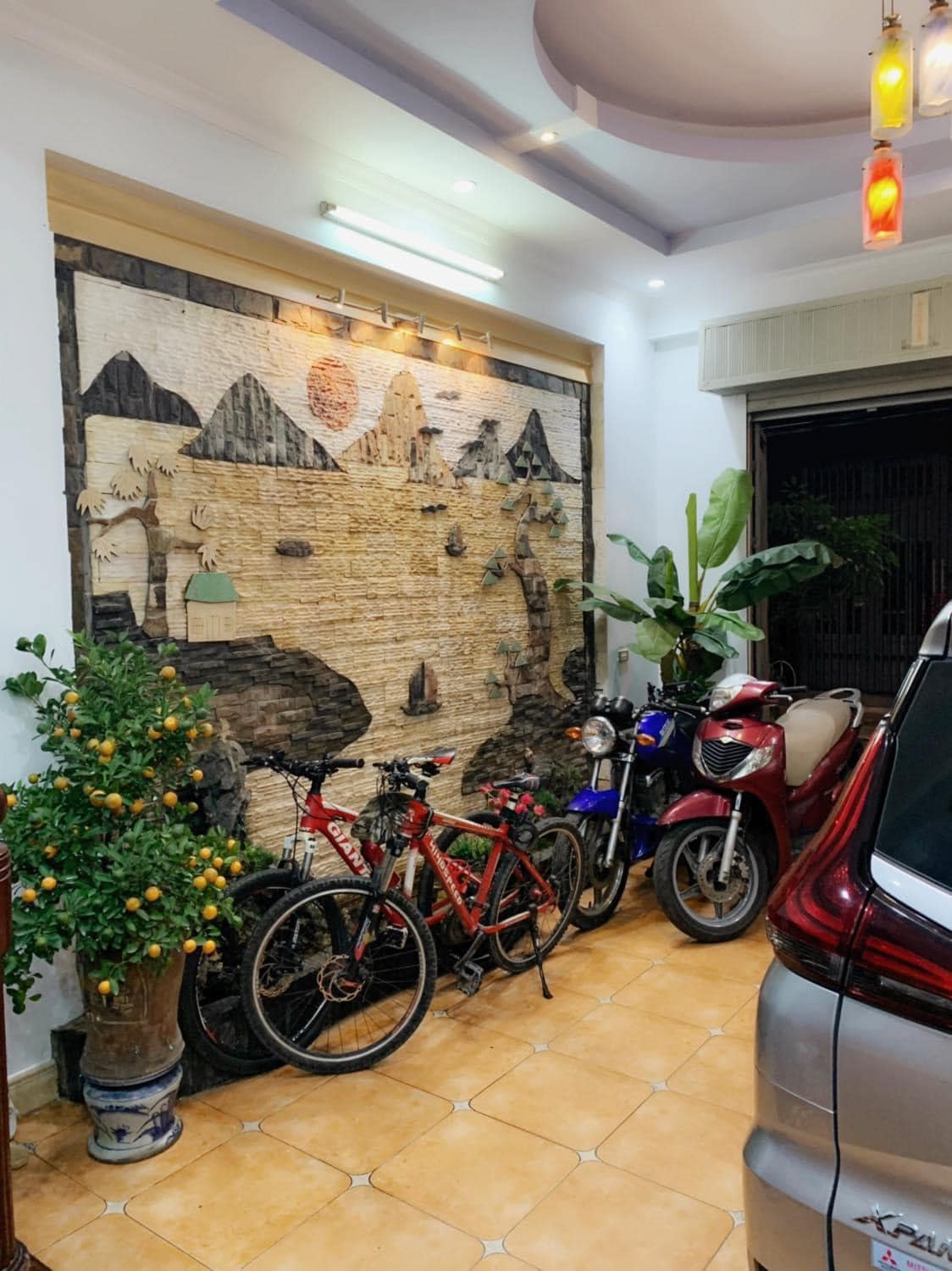 Trung tâm Ba Đình, Văn Cao, Phân Lô, Ôtô tránh, Vỉa Hè, Gara 7 chỗ, DT 45m2, MT 5m, 11 tỷ