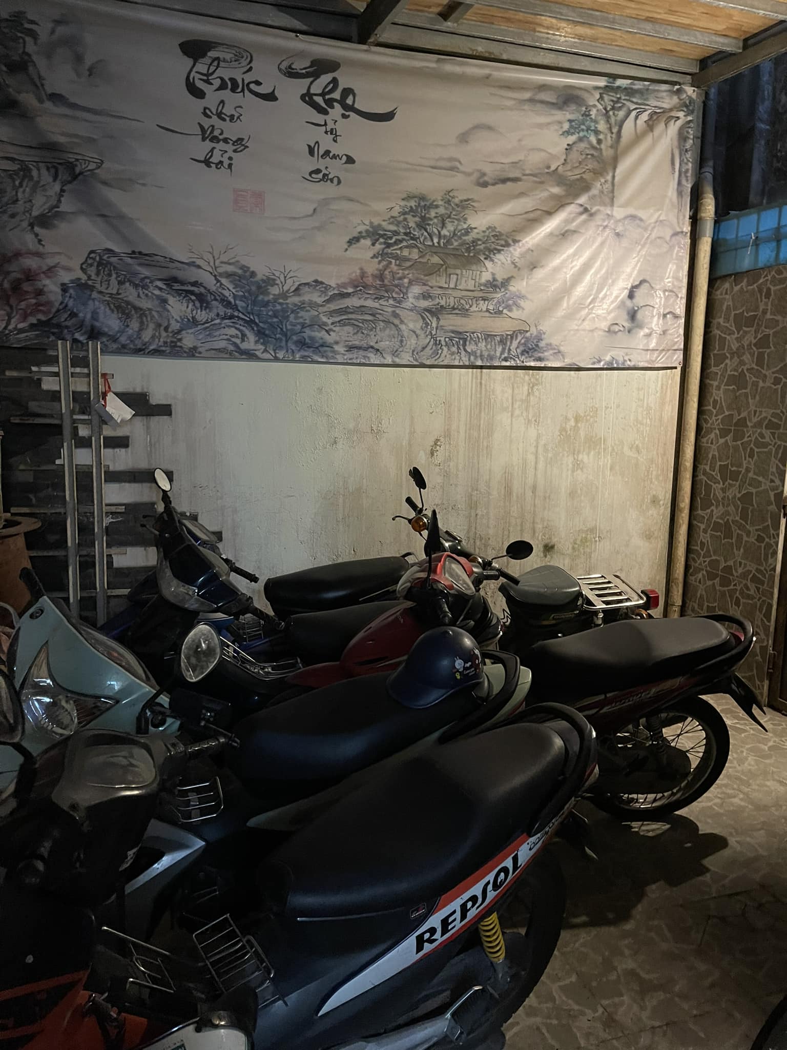 Gần Phố - Giá Rẻ! Đê La Thành 35m x 5 tầng - MT 4.5m - Giá Nhỉnh 3 Tỷ.