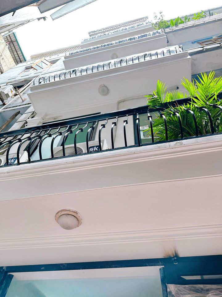 CCMN MỚI TINH LÊ ĐỨC THỌ- NAM TỪ LIÊM DT 39M- 5T- 9 NGỦ KHÉP KÍN—10M RA Ô TÔ GIÁ CHỈ 5.89 TỶ