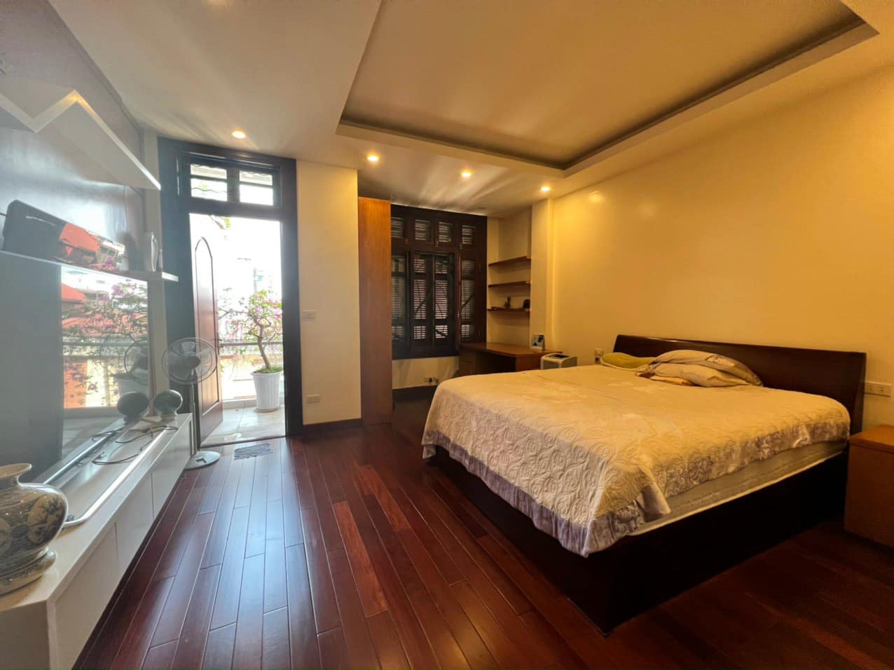 Siêu phẩm Ba Đình, HHT, Phân Lô, Thang Máy,Gara 7 chỗ, DT 46m2, MT 4.6m, 12.8 tỷ