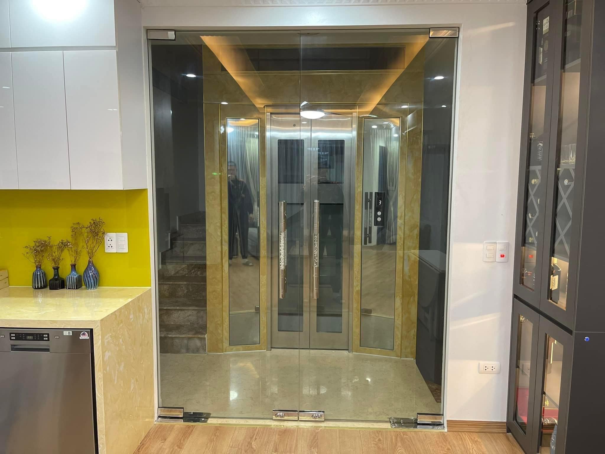 NHÀ NEW Đón Tết Phố Tây Sơn 40m x 6 tầng- Mặt Tiền 5.5m- Giá 6.5 Tỷ- Thang Máy.