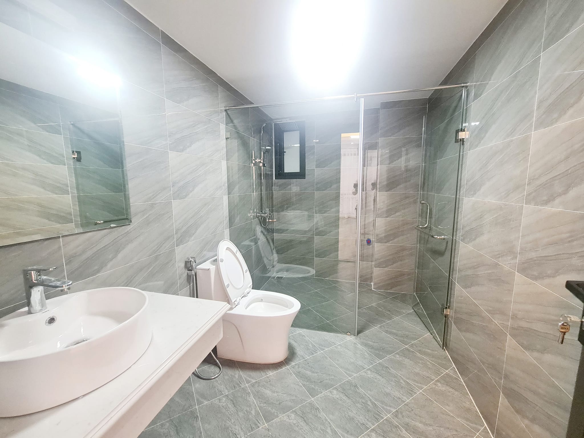 NHÀ CẦN BÁN PHỐ KHƯƠNG TRUNG THANH XUÂN HN