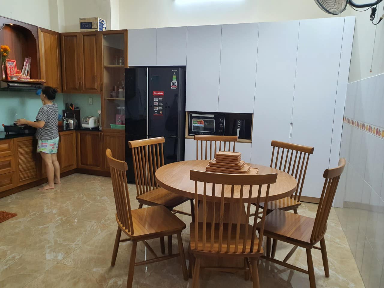 HẺM 8M-XE HƠI TRONG NHÀ-TCH-Q12-CHỈ HƠN 5TỶ