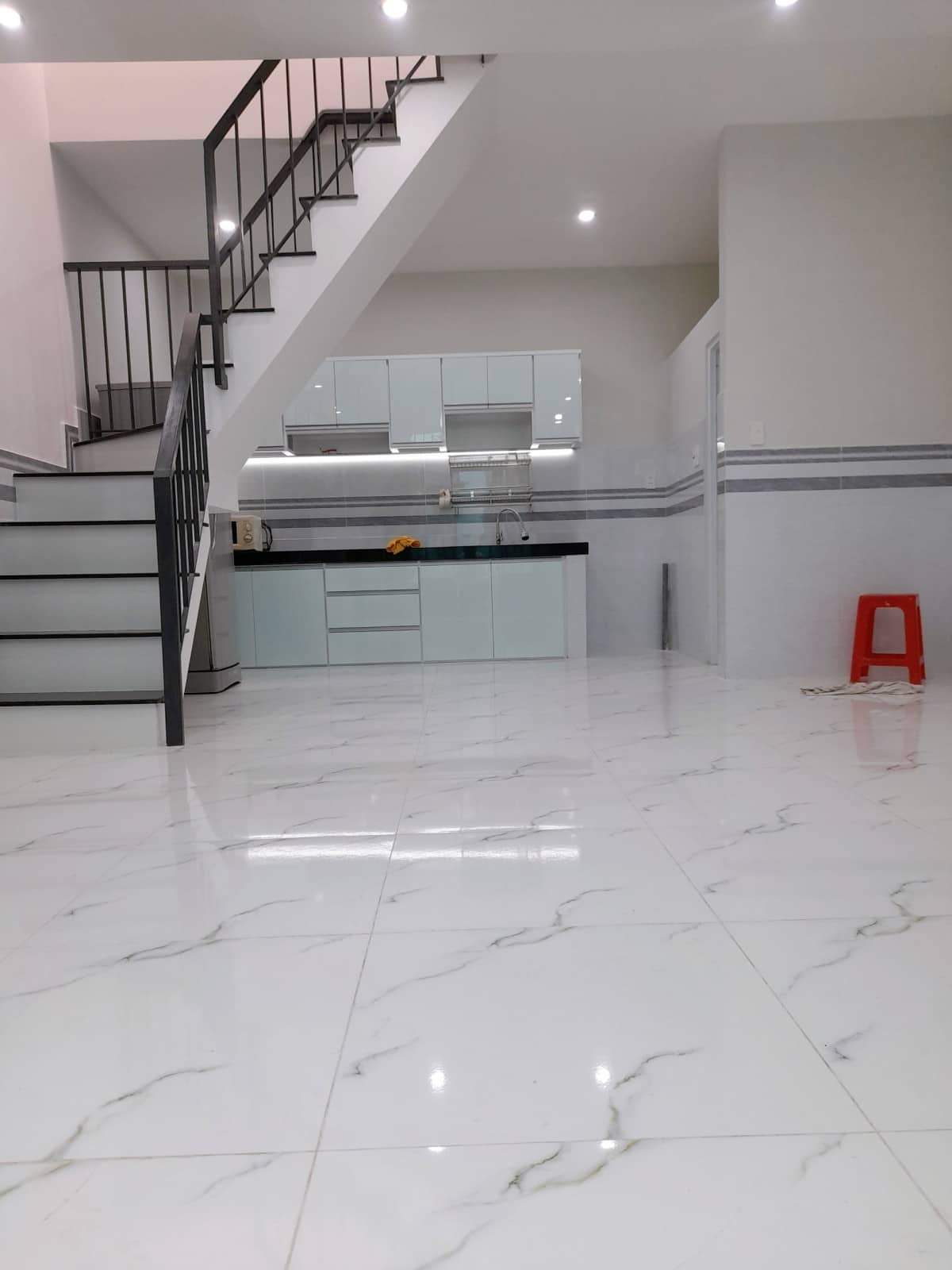 Nhà Đẹp Sát Mặt Tiền Lê Bình,P4 Tân Bình,33m2,Ngang gần 4mNở Hậu,2tầng, Nhỉnh 4 tỷ.