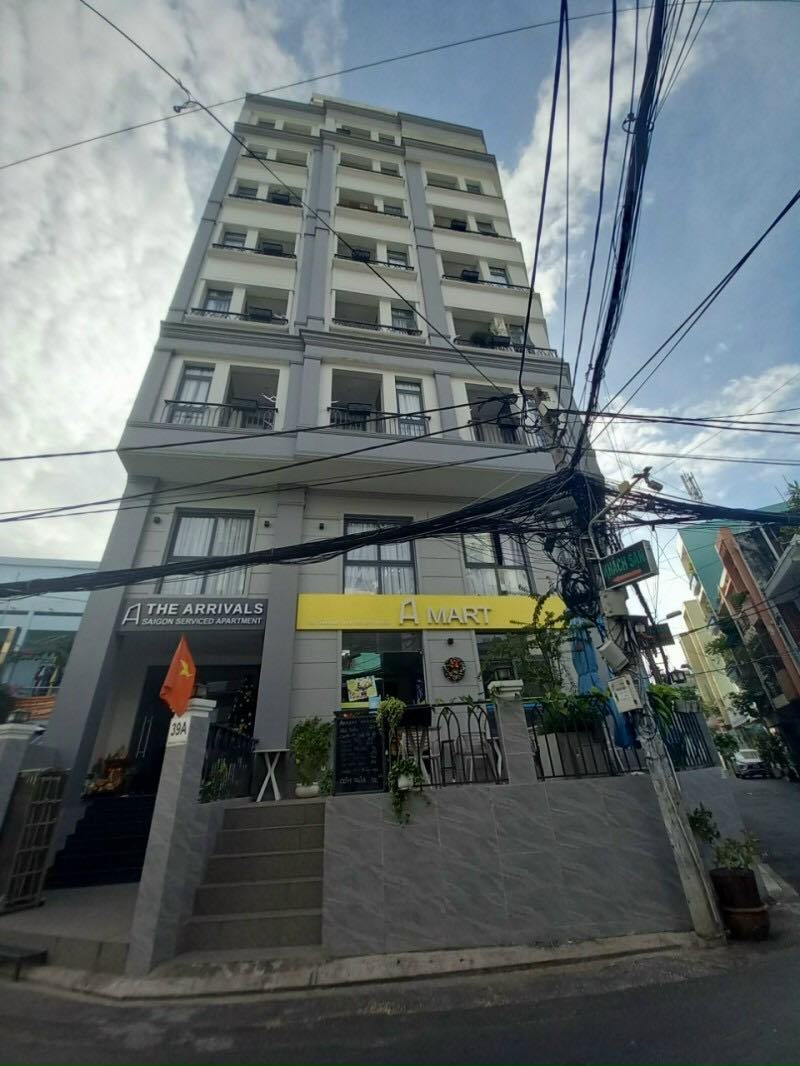 Bán gấp nhà tòa nhà mặt tiền Thương mại , Phường 9, Quận Phú Nhuận. DT 8x18m, 7 tầng giá 29 tỷ RẺ nhất khu vực