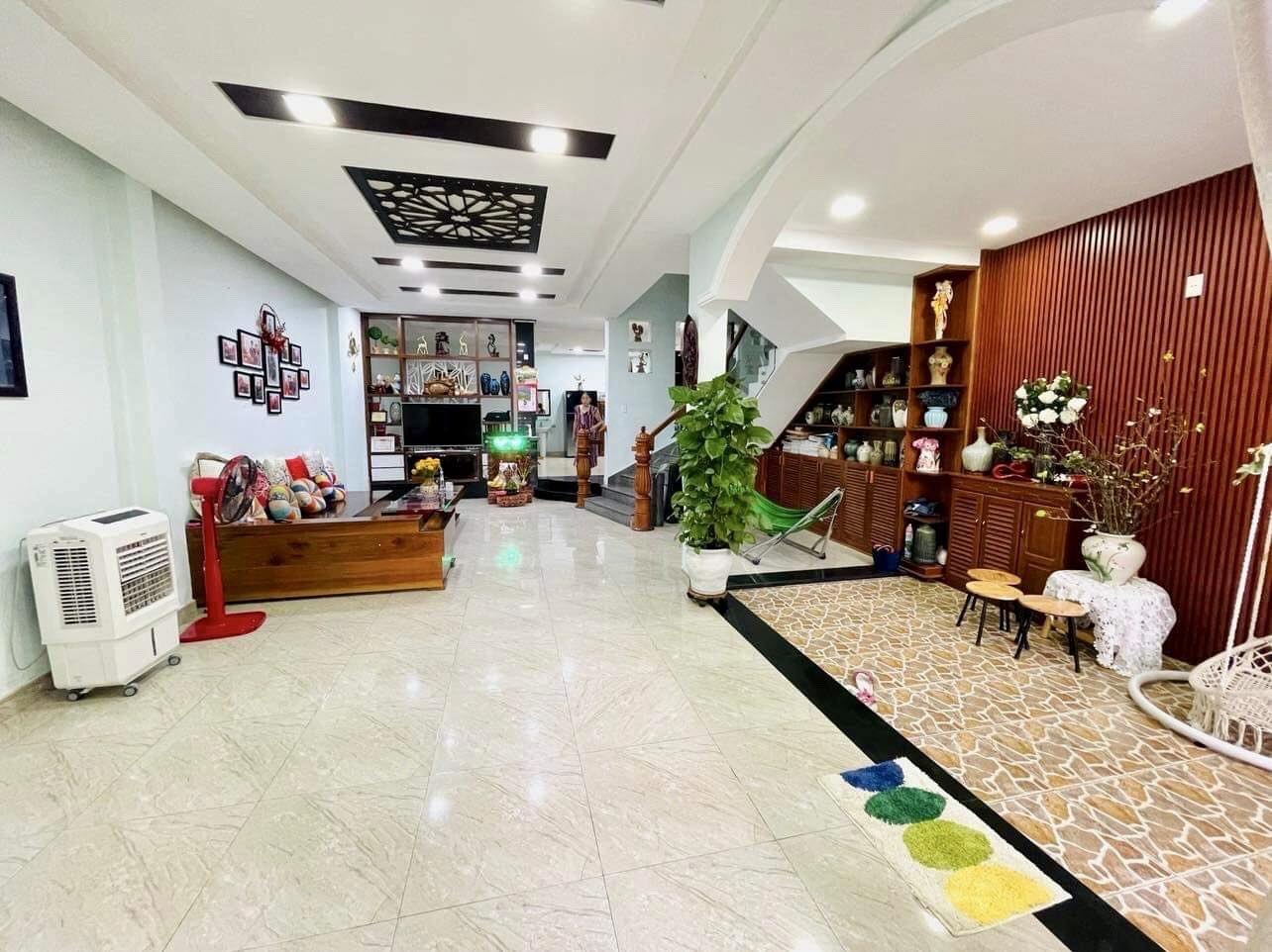 Sụp Hầm Trưng Nữ Vương 2T – Hải Châu 128m2 giá chỉ 5.5tỷ