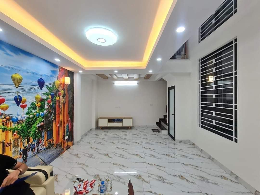 Anh trai họ nhờ bán nhà riêng phố Thái Hà, Đống Đa, 35m2, mt 3.5m, 5.98 tỷ