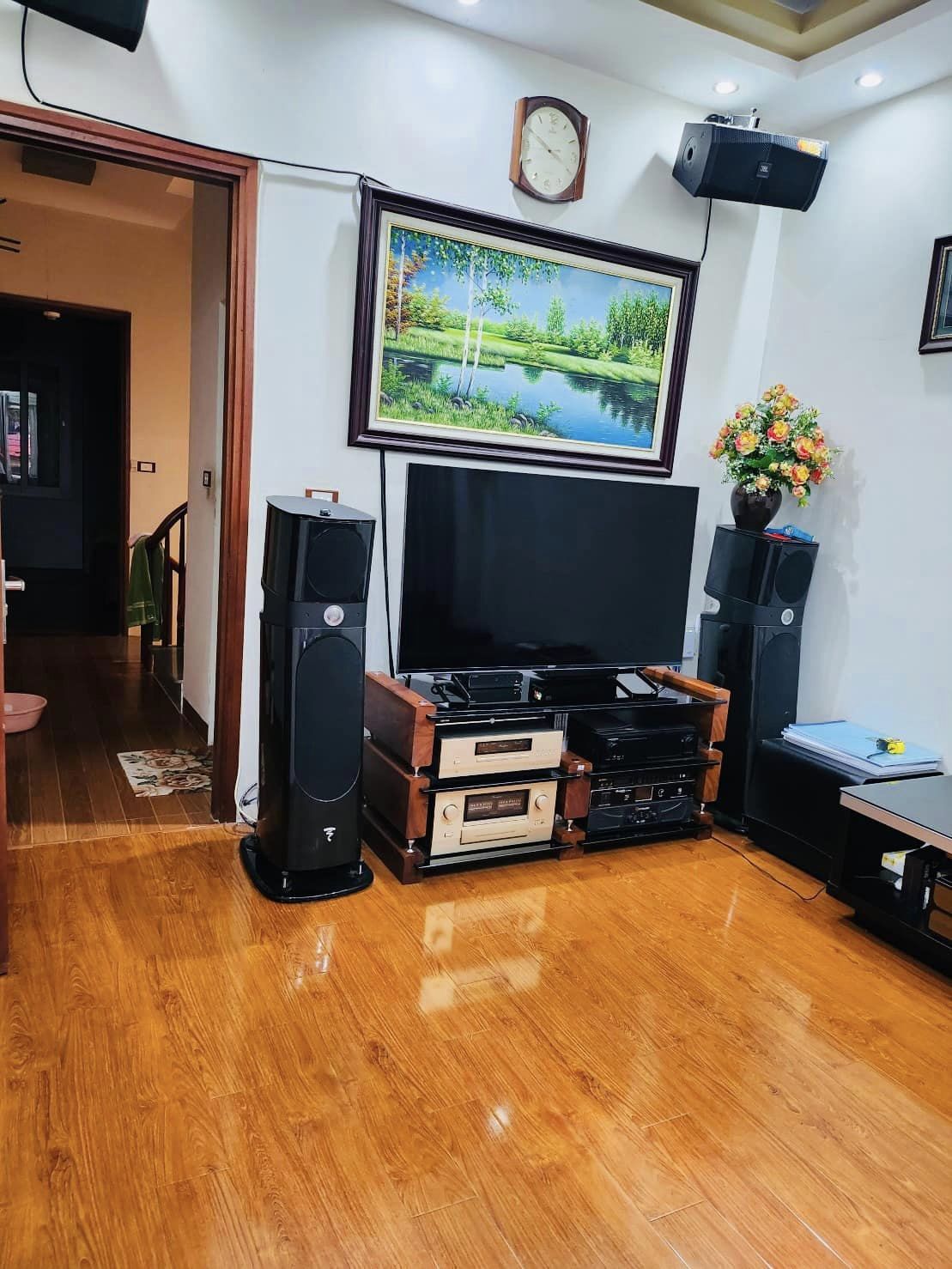Bán nhà ngõ 158 Nguyễn Khánh Toàn, Nhà đẹp, 20m ra mặt phố 45m2x5T nhỉnh 6 tỷ