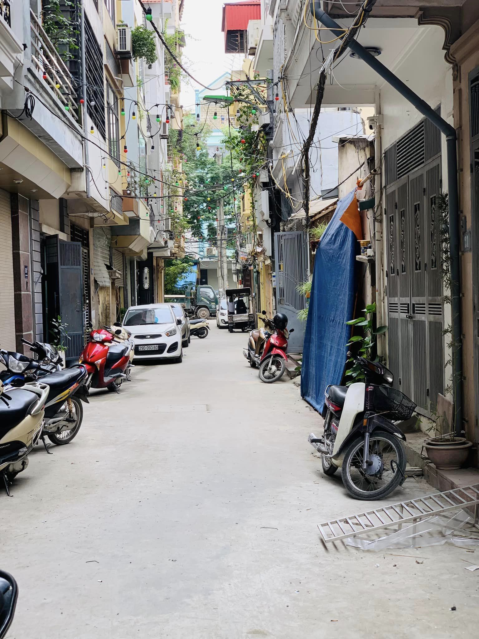 Bán nhà 45m Tân Mai, oto tránh, Kinh Doanh, Văn Phòng giá chỉ nhỉnh 7 tỷ