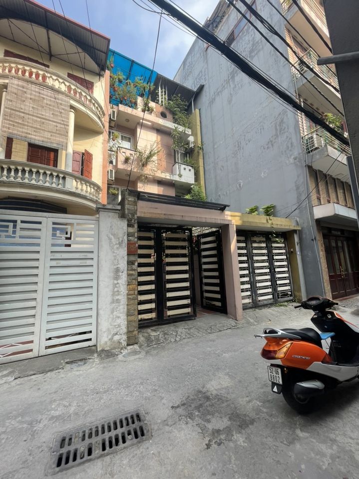 BÁN GẤP CĂN NHÀ TẠI PHƯỜNG BỒ ĐỀ QUẬN LONG BIÊN HÀ NỘI