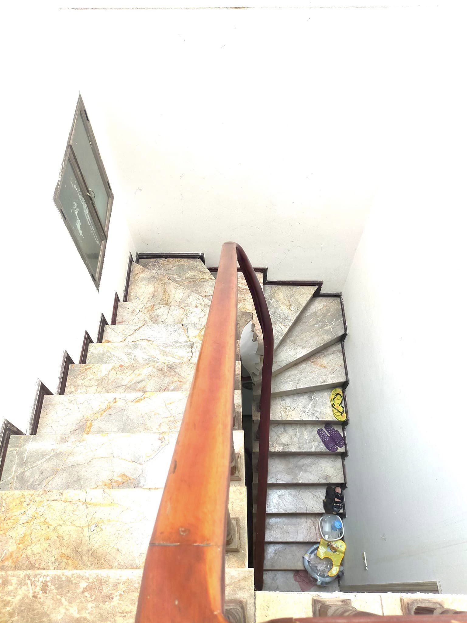 Bán nhà Đống Đa , mặt phố Thái Hà , kinh doanh sầm uất , giá hấp dẫn