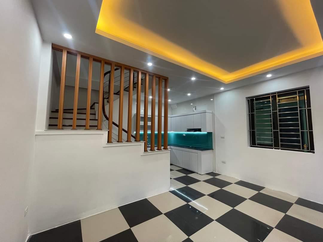 Cho thuê nhà tại Ngô Gia Tự, phường Đức Giang vào luôn.