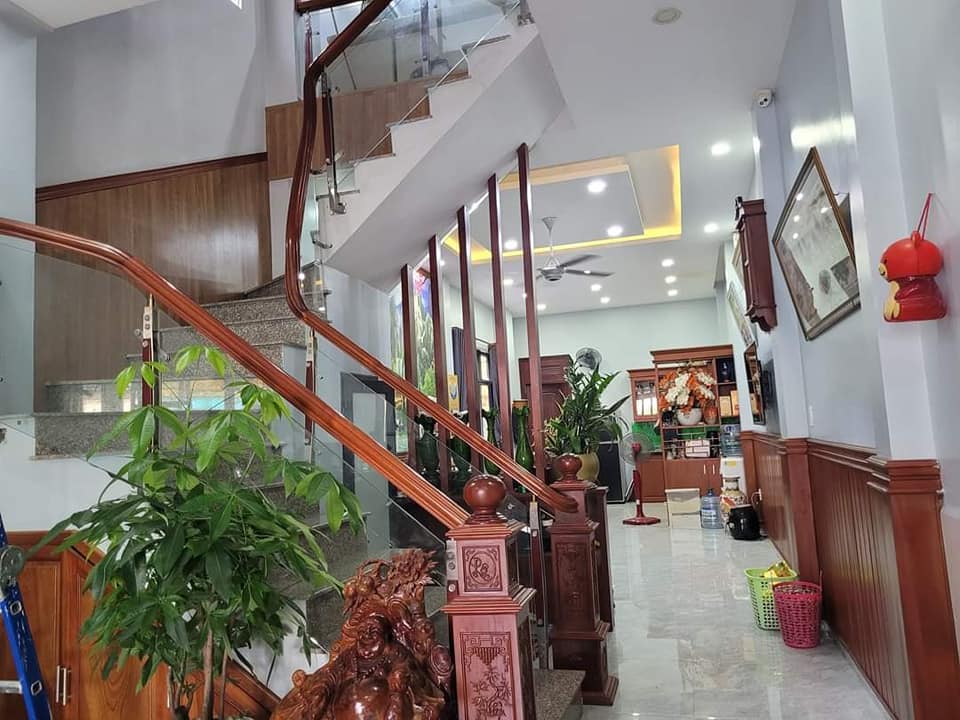 SIÊU VIP SƠN KỲ -ĐẸP RỘNG 3 TẦNG 4.2 X 20 CHỈ 10 TỶ HAI