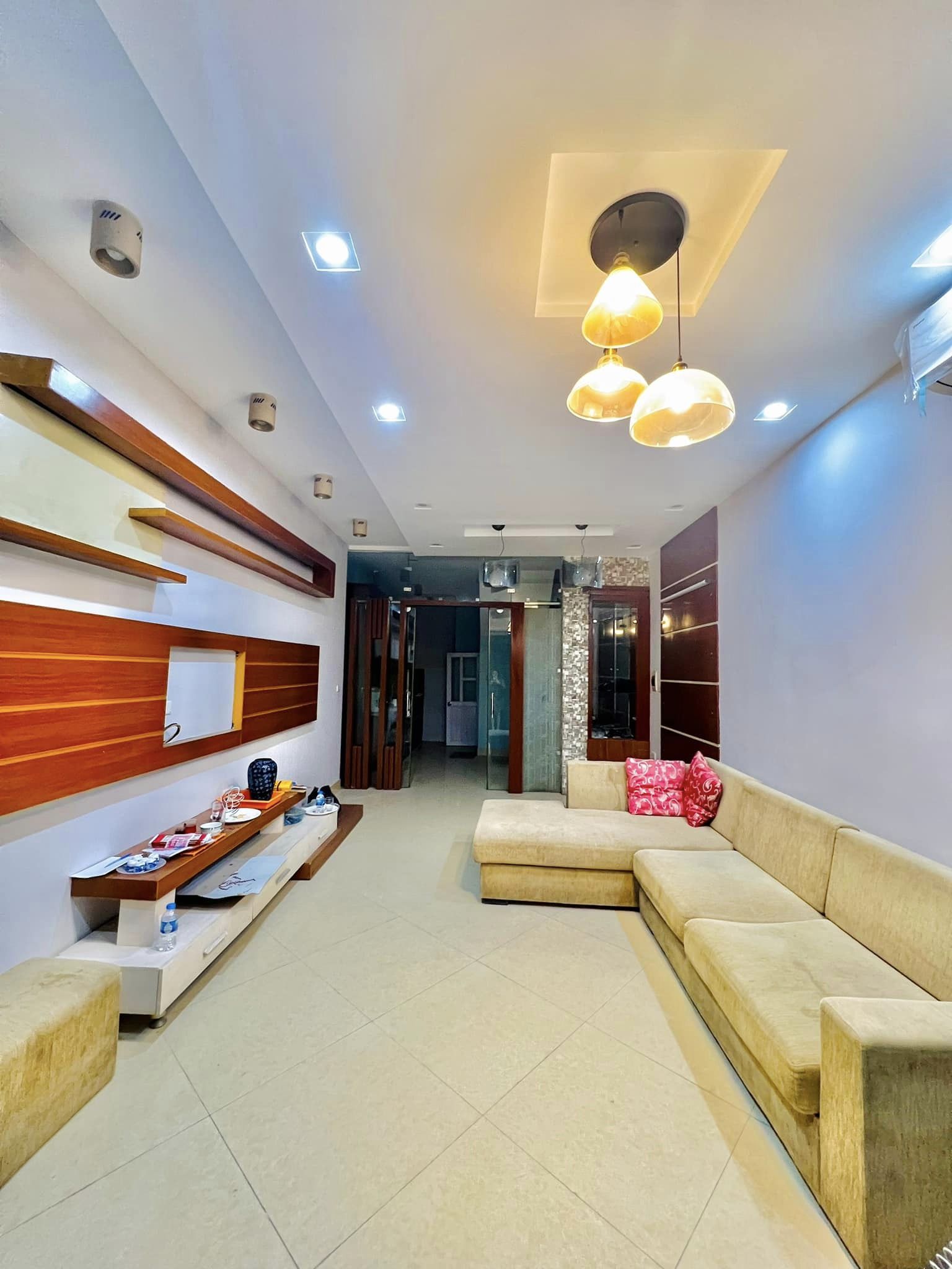 BÁN NHÀ BÙI XƯƠNG TRẠCH 56M GIÁ 5.1 TỶ - BA GÁC ĐỖ CỬA - NHÀ ĐẸP Ở LUÔN