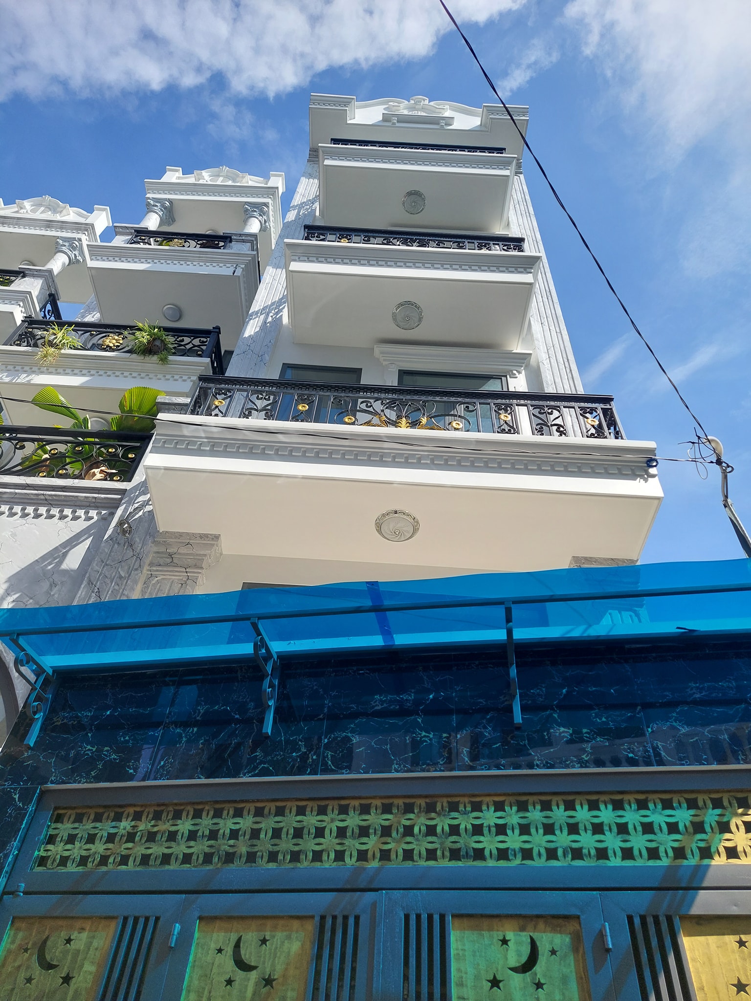 Nhỉnh 6 tỷ Nhà 5 Tầng 3.9 x 14 HXH Phan Huy Ích Gò Vấp