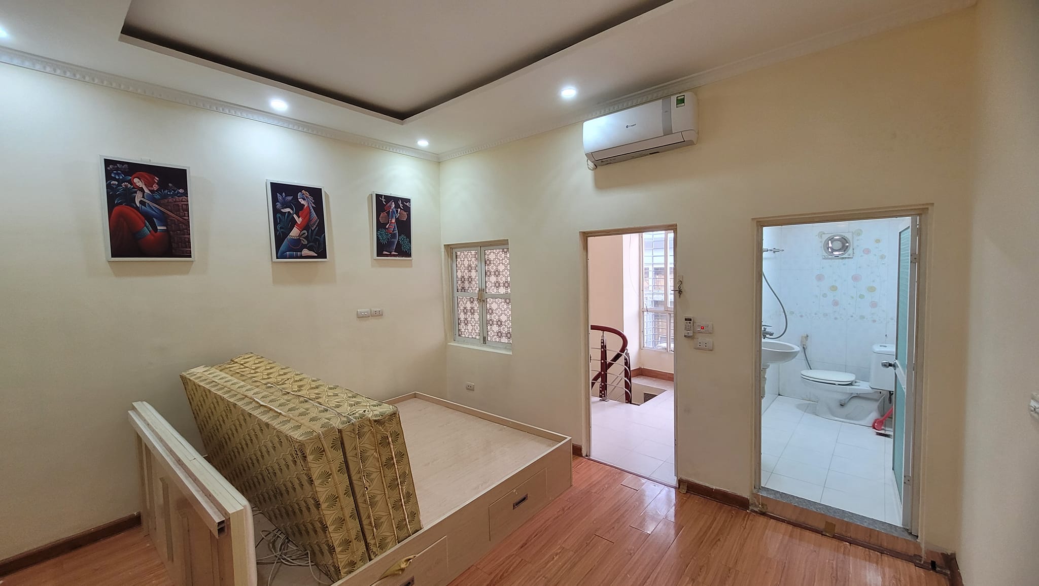 BÁN NHÀ ĐƯỜNG BƯỞI 3.5 TỶ 34M2 3T MT 4.2M-NGÕ THÔNG- 3 BƯỚC RA PHỐ- KINH DOANH ĐỈNH-AN NINH TỐT