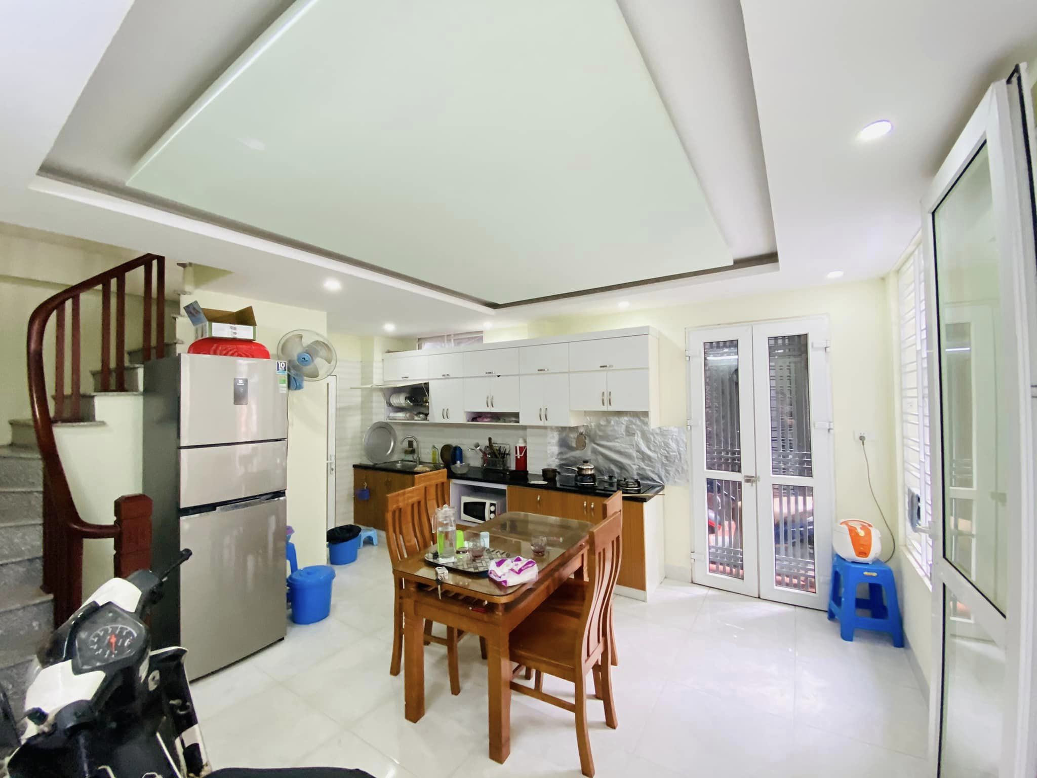 Bán Nhà Ngõ 322 Mỹ Đình, Nam Từ Liêm, 35m, 5 Tầng, 3.75 Tỷ