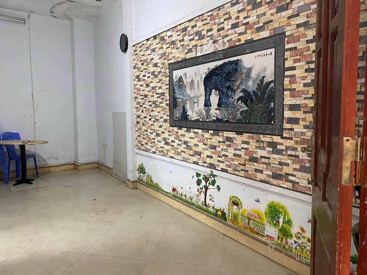 Bán gấp nhà riêng phố Xuân Thủy, Cầu Giấy, 40m2, mt 6m, 4.15 tỷ