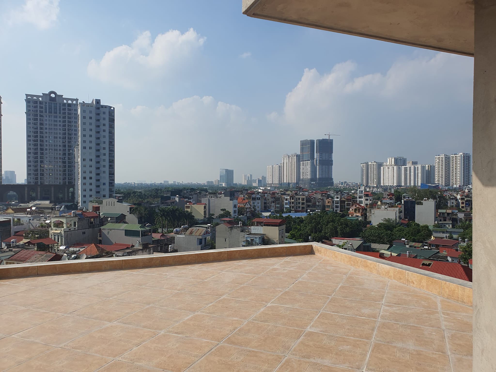 Bán nhà ngõ 464 Âu Cơ, Tây Hồ. DT 80m, MT 5m, vuông đẹp giá 3.6 tỷ.