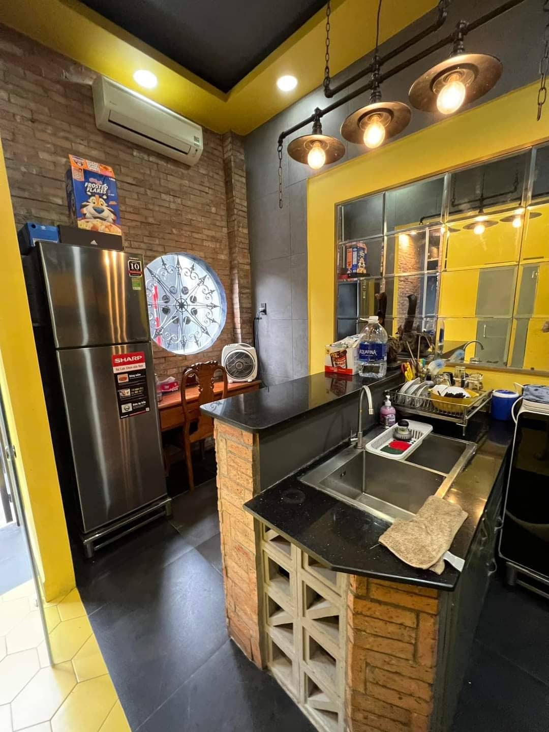 Chính chủ bán căn Nhà Bè, Huỳnh Tấn Phát, Nhà đẹp 2 Mặt Tiền, DT 70m2.