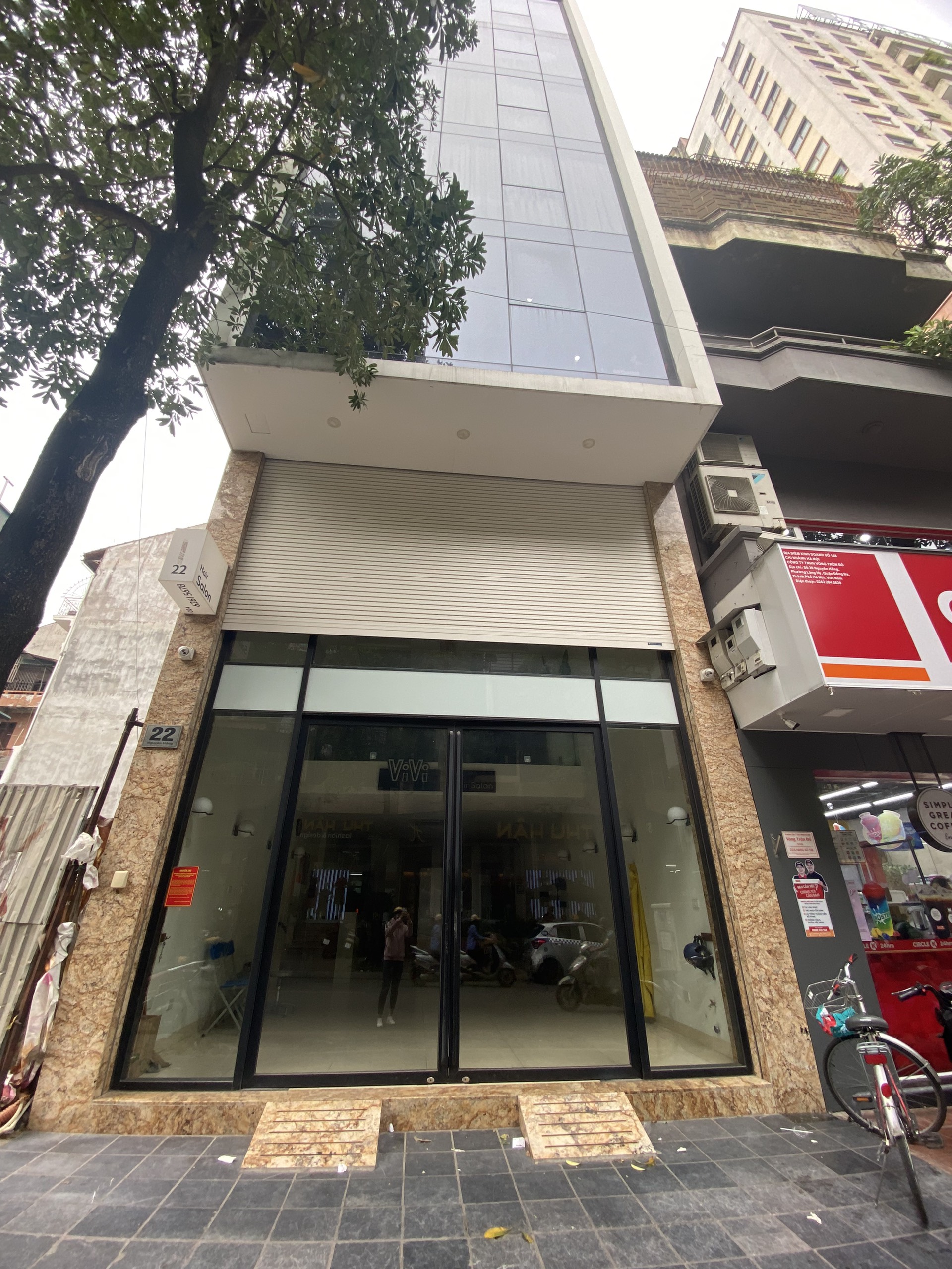 Cho thuê nhà mặt phố Nguyễn Xiển, 90m2.