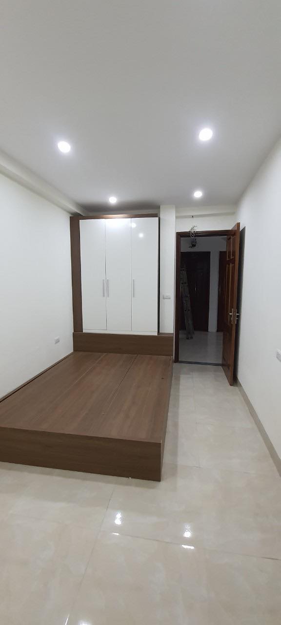 Tôi là Đức Cần Bán Nhà riêng rẻ nhất Yên Bệ, Kim Chung, Hoài Đức 39m 4 tầng, ô tô sát nhà chỉ nhỉnh 2 tỷ, tôi muốn bán