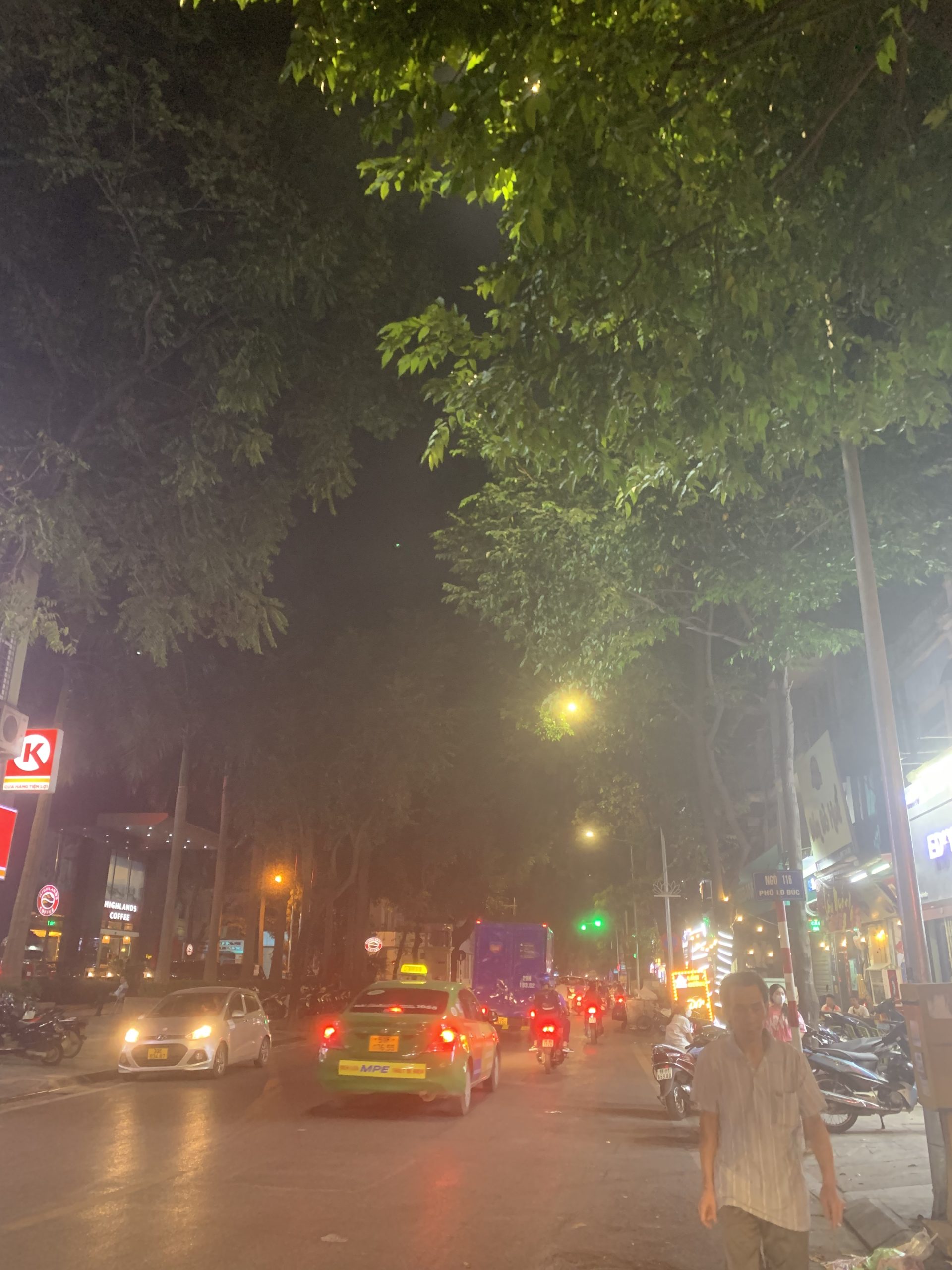 Mặt Phố Lò Đúc 48M2 Thang Máy MT 6.6M KD Siêu Đỉnh Giá 28.5 Tỷ