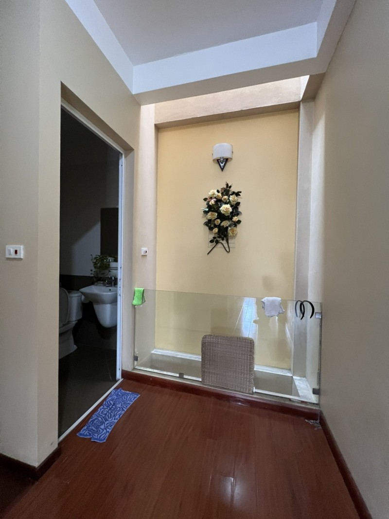 BÁN NHÀ NGÕ LÂM DU LONG BIÊN 42M 4T MT4,5 4,5TY Ô TÔ ĐỖ CỔNG - 1 NHÀ RA PHỐ LÂM DU - THIẾT KẾ HIỆN ĐẠI