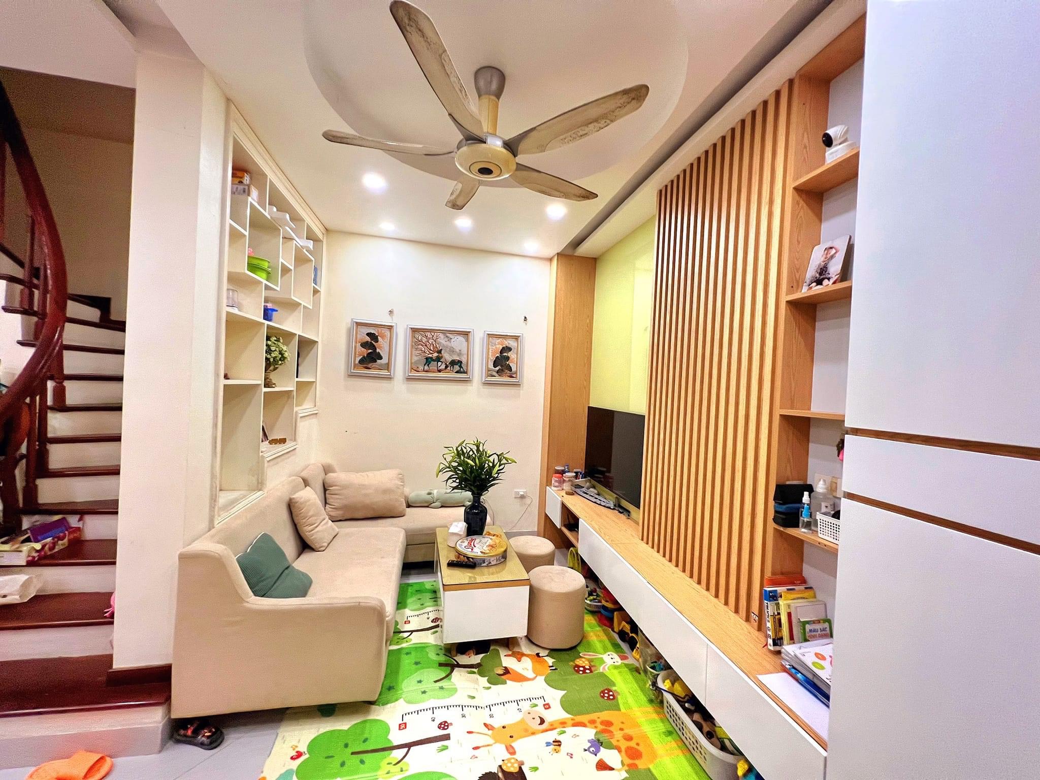 Hiếm* Trần Khát Chân, Gần phố, Full nội thất, 3 ngủ